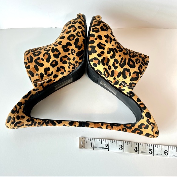 SHOE DAZZLE “Ransa” Leopard Print Peep Toe Slip On Heels—SZ. 8 - Picture 5 of 13